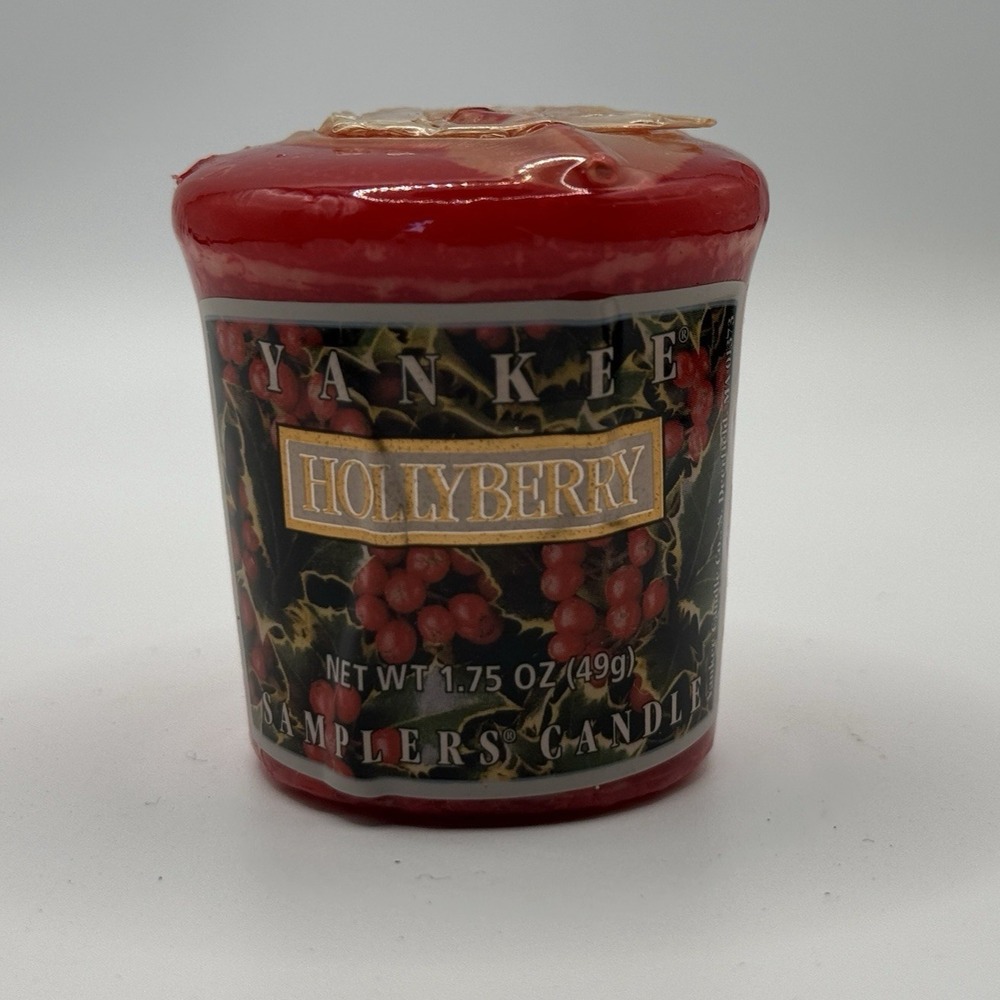 Yankee Candle Hollyberry Discontinued Retired Sampler Candle 1.75 oz